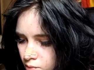 lesliwoolum