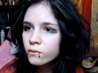 LesliWoolum