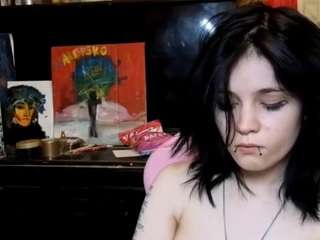 LesliWoolum live cam preview