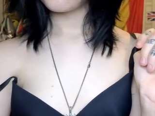lesliwoolum