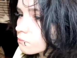 LesliWoolum live cam preview