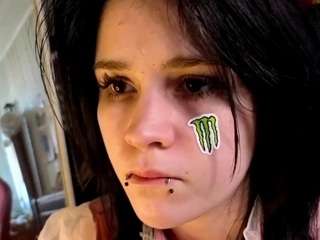 LesliWoolum
