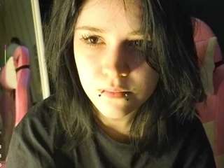 LesliWoolum