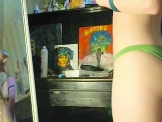 lesliwoolum