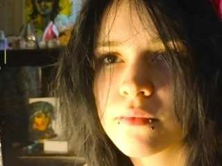 lesliwoolum