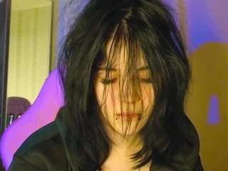 lesliwoolum