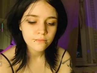 LesliWoolum