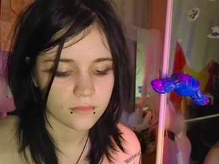 LesliWoolum