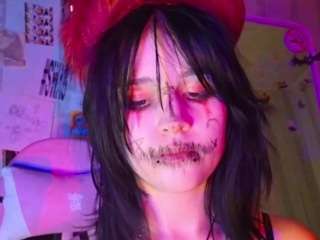 lesliwoolum
