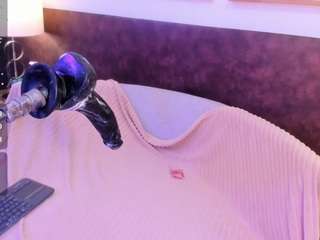 luisa-boobs