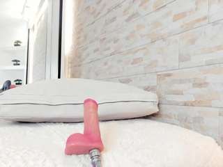 Majo-Roose live cam preview