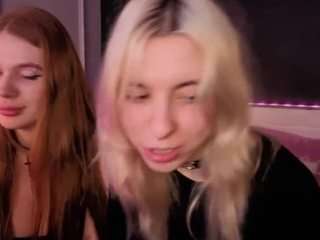 2giirls1cam