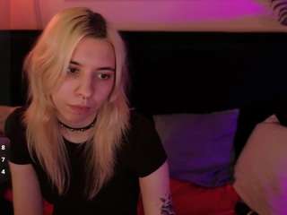 2giirls1cam