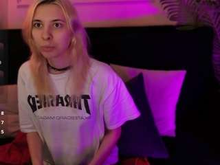 2giirls1cam