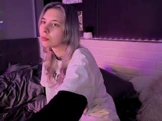2giirls1cam