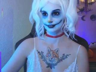 Agatha live cam preview