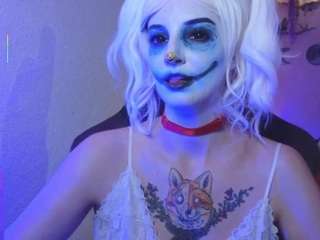 Agatha live cam preview