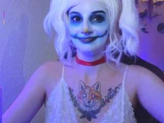Agatha live cam preview