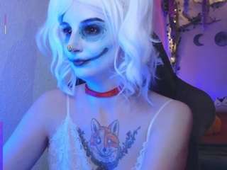 Agatha live cam preview