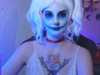 Agatha live cam preview