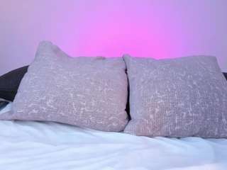 Emiily-Stonee