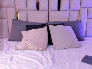 Emiily-Stonee live cam preview