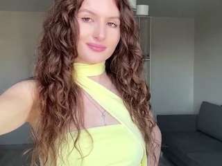 hyevaubel Live Webcam on CamSoda