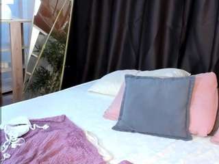 Lesya-Blair live cam preview