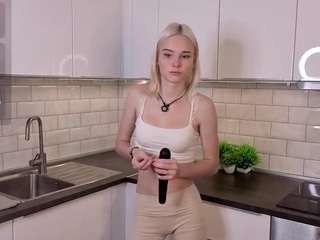 SylviaDaring live cam preview