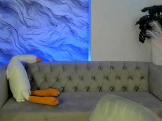 Vane-Bella live cam preview