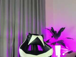 Vane-Bella live cam preview