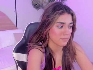cristin-collins live cam