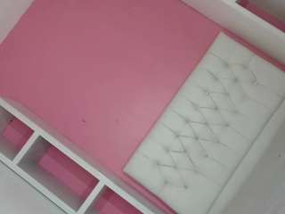 daniathompson live cam preview