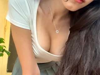 LILI live cam preview
