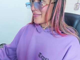 LyaRoss19