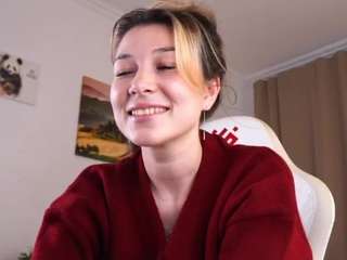 Felicia live cam on CamSoda