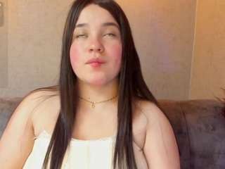 JuneCandy18 live cam preview