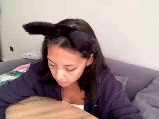 LashaundaGoodknight live cam preview