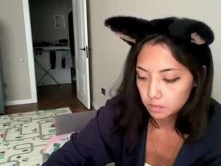 LashaundaGoodknight live cam preview
