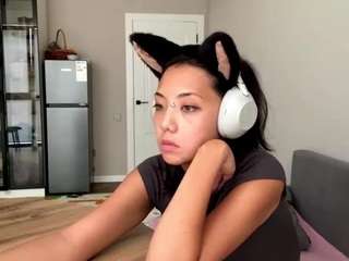 lashaundagoodkni... Live Webcam on CamSoda