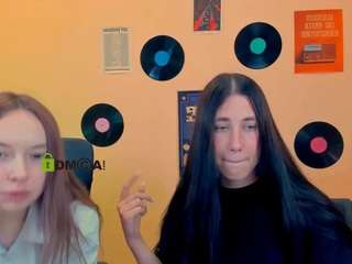 milana-sunny webcam