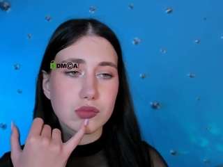 milana-sunny live cam preview