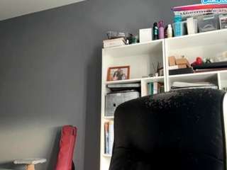 le modèle teresitadickens est en webcam porno dans un show sur le site camsoda, il possède les tags suivants: amateur,sexy,nature,no drinking,no smoking,public,pussy,red hair,skinny,ass clapping,spank,squirter,strip,tattoos,tease,tiny tits,natural,naked,lush,lingerie