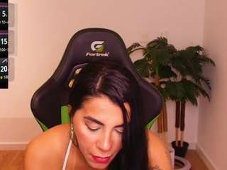 Kimberly-Patterson live cam preview