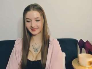 MargaretBabe live cam preview