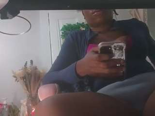nastythicccdianasquirts live cam preview