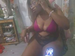 nastythicccdianasquirts live cam preview