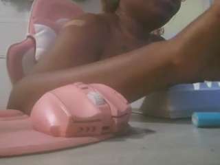 nastythicccdianasquirts live cam preview