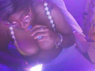 nastythicccdianasquirts live cam preview
