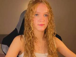 suedreamyy live cam preview